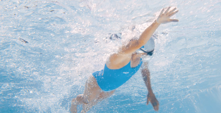 Convierte tu piscina en un centro de entrenamiento